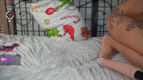 Im Emily my private is open for youmy panties are already waiting for you to wet them online show from 01.12.25