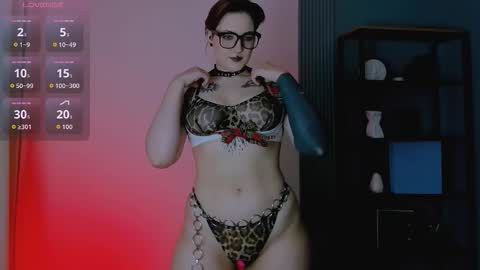 Mary online show from 10.19.25