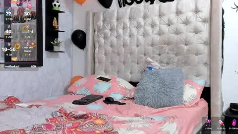 Snapshot of marycurvy chatting on 10.26.25 Marycurvy online show from 10.26.25