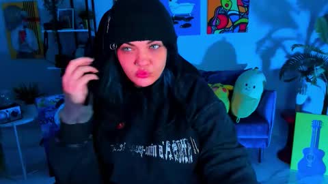 Mary online show from 11.08.25