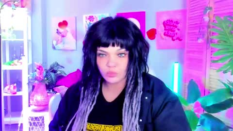 Mary online show from 04.15.26