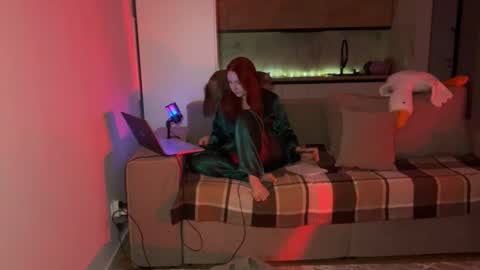 SirenVictoria online show from 05.29.26