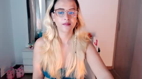 maryline online show from 11.15.25