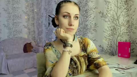 Snapshot of marylou_ chatting on 03.11.25 Mary Lou online show from 03.11.25