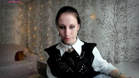 Snapshot of marylou_ chatting on 09.14.25 Mary Lou online show from 09.14.25