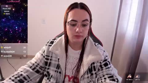 Dulce Maria online show from 11.12.25