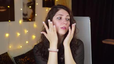 Mary Miller online show from 11.27.25