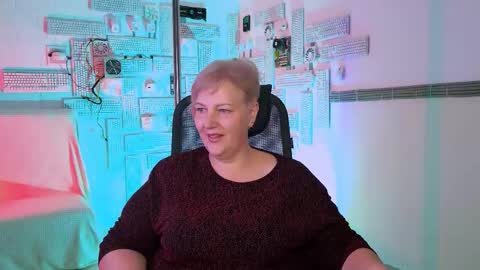 marymogan online show from 11.26.25