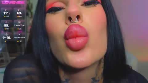 Mary online show from 02.21.25