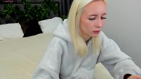 Luucy UTC1 Mon Tue Wed Thu Fri 0500-1130 online show from 11.19.25