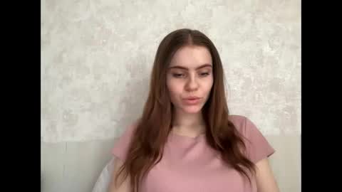 MaryYourr online show from 06.09.26