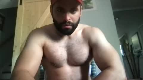 Snapshot of mascbeef95 chatting on 11.05.25 mascbeef95 online show from 11.05.25