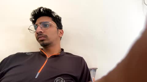 Mask Boy online show from 01.05.25