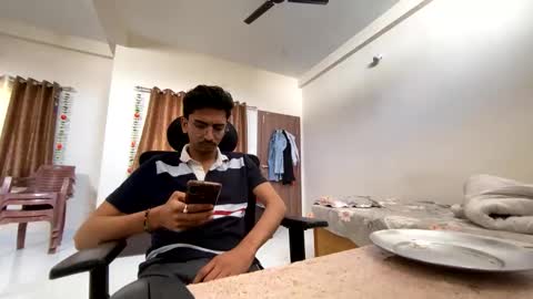 Mask Boy online show from 01.20.25