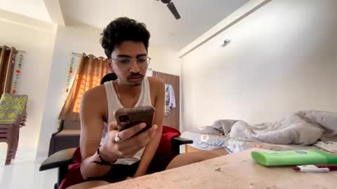 Mask Boy online show from 01.22.25