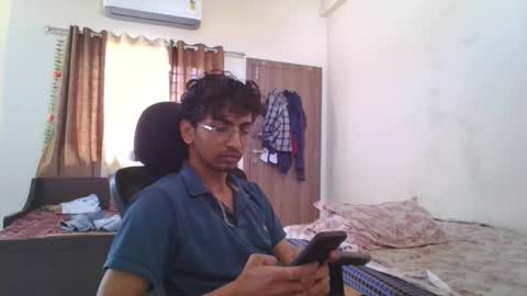 Mask Boy online show from 09.17.25