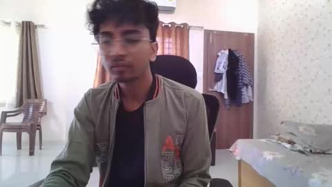 Mask Boy online show from 11.10.25