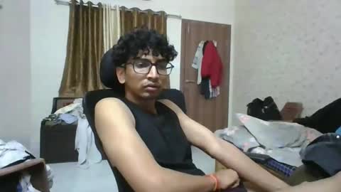 Mask Boy online show from 02.04.26