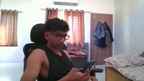 Mask Boy online show from 03.05.26