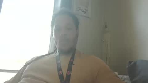 Snapshot of masked185272 chatting on 10.10.25 masked185272 online show from 10.10.25