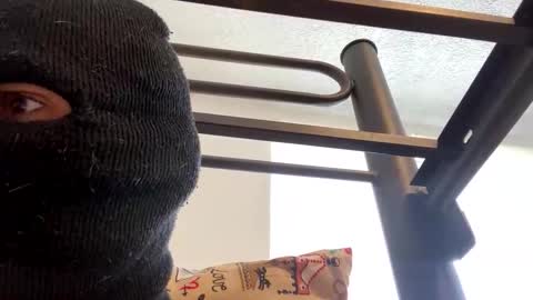 Snapshot of maskedvenomx chatting on 11.17.25 maskedvenomx online show from 11.17.25