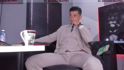 I am Massimo online show from 01.09.25