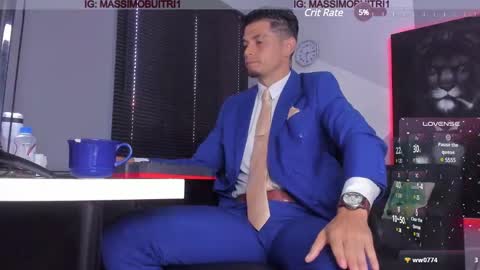 I am Massimo online show from 01.12.25