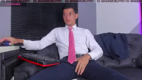 I am Massimo online show from 04.13.26