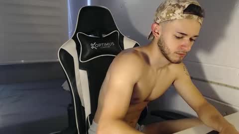 Snapshot of massimo_jiovano chatting on 12.08.24 massimo online show from 12.08.24