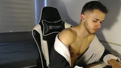 Snapshot of massimo_jiovano chatting on 12.09.24 massimo online show from 12.09.24