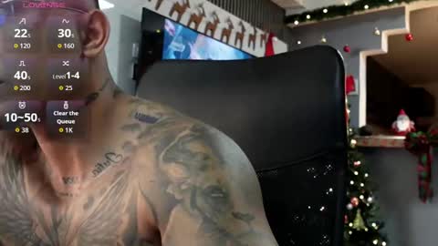 Snapshot of massimo_rizzo_ chatting on 11.15.25 Massimo online show from 11.15.25