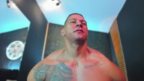 massimowalton2 online show from 01.21.25