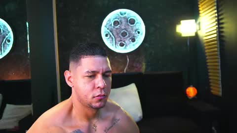 massimowalton2 online show from 02.23.25