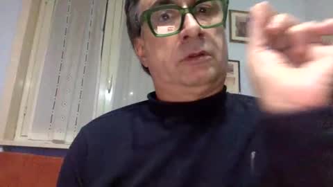 Snapshot of massimoxsempre chatting on 12.10.24 massimoxsempre online show from 12.10.24