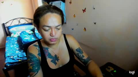 Snapshot of massivecockcum chatting on 01.06.25 kimmy online show from 01.06.25