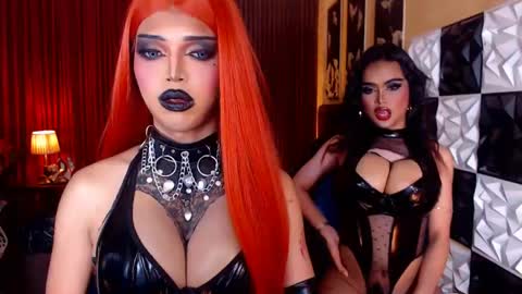 Snapshot of massivecocktrans chatting on 04.16.26 massivecocktrans online show from 04.16.26