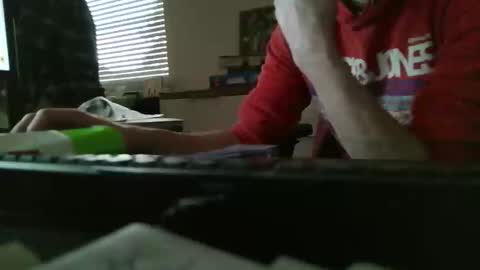 Snapshot of mastax15 chatting on 10.08.25 mastax15 online show from 10.08.25