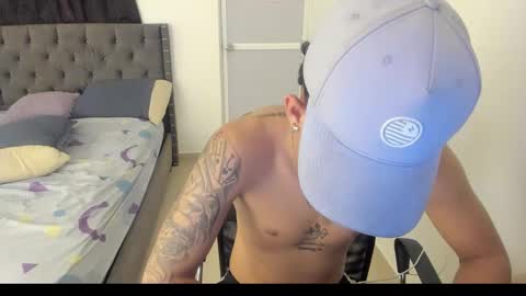 master_boy28 online show from 10.14.25