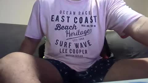 Snapshot of master_leoo chatting on 11.23.25 master_leoo online show from 11.23.25