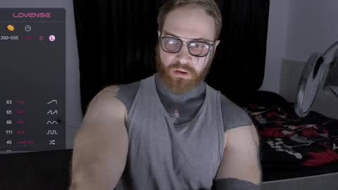 Snapshot of master_oil chatting on 12.07.24 Huge Alex online show from 12.07.24