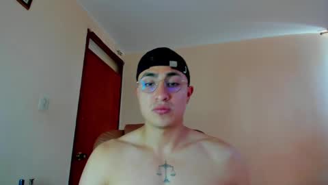 Snapshot of masterfiterotic chatting on 01.30.25 masterfiterotic online show from 01.30.25