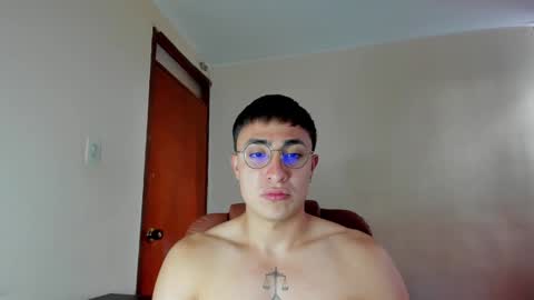 Snapshot of masterfiterotic chatting on 02.06.25 masterfiterotic online show from 02.06.25