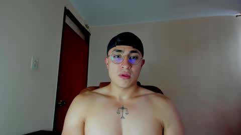 Snapshot of masterfiterotic chatting on 02.09.25 masterfiterotic online show from 02.09.25