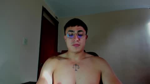 Snapshot of masterfiterotic chatting on 02.11.25 masterfiterotic online show from 02.11.25