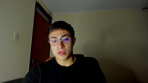 Snapshot of masterfiterotic chatting on 02.15.25 masterfiterotic online show from 02.15.25
