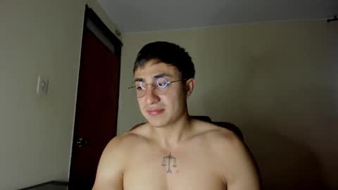 Snapshot of masterfiterotic chatting on 02.17.25 masterfiterotic online show from 02.17.25