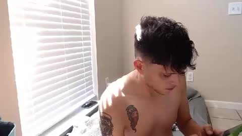 Snapshot of masterflorida chatting on 09.14.25 masterflorida online show from 09.14.25