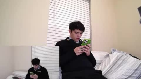 Snapshot of masterflorida chatting on 12.15.25 masterflorida online show from 12.15.25