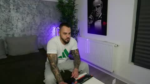 masterkingmuscle online show from 12.18.25