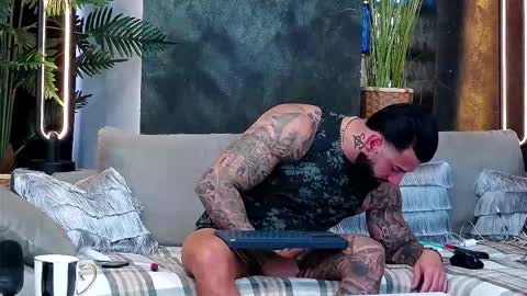 masterkingofmuscle online show from 11.18.25